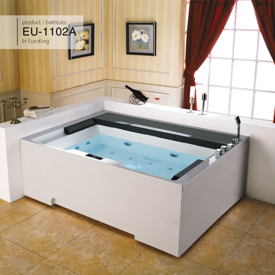 Bồn tắm massage Euroking EU-1102A (có sục khí)