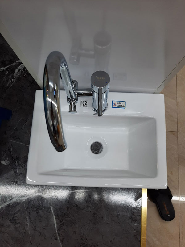 Vòi rửa liền sen lavabo KCG 702B KCG-702B