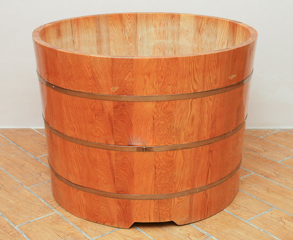 bồn tắm gỗ Pơ Mu tròn