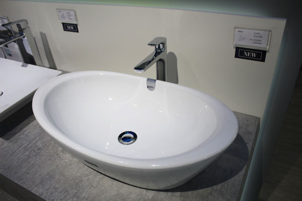 Vòi rửa lavabo Inax LFV-1402SH nước nóng lạnh
