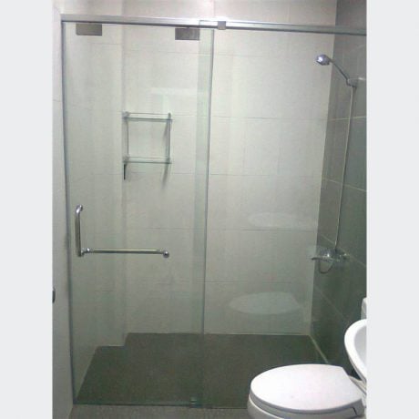 Nên hay không nên sử dụng vách kính tắm cho không gian phòng tắm