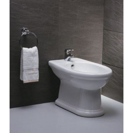 Cách sử dụng bồn tiểu nữ như thế nào cho hiệu quả? Cách sử dụng bồn tiểu nữ như thế nào cho hiệu quả?