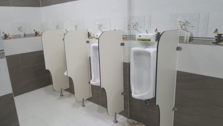 Mách bạn các cách khử mùi bồn tiểu nam hiệu quả Mách bạn các cách khử mùi bồn tiểu nam hiệu quả