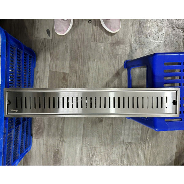ga-thoat-san-bancoot-160i-inox-304