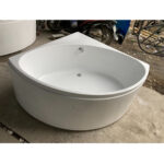 Bồn tắm góc Ares AR3111 Bồn tắm góc Ares AR3111