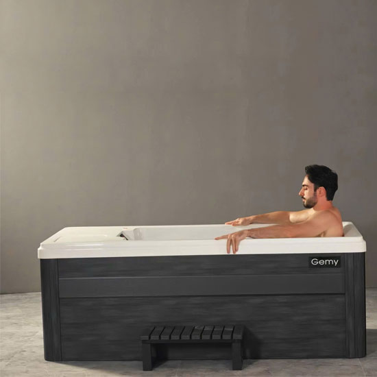 Bồn tắm massage Gemy RX001 ngâm nước lạnh