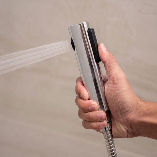 voi-xit-ve-sinh-Cleanmax-VX66KL